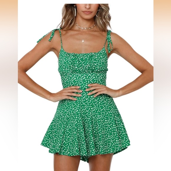 Dresses & Skirts - Green Floral Sleeveless Dress